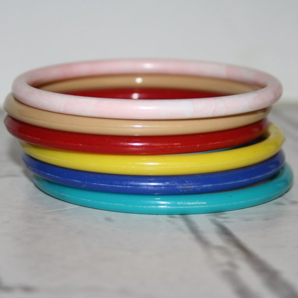 Beautiful colorful bangle bracelet set of 6 - Picture 2 of 4